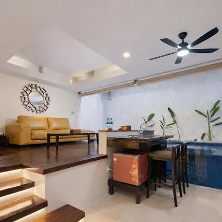 18 Suite Villa Kuta